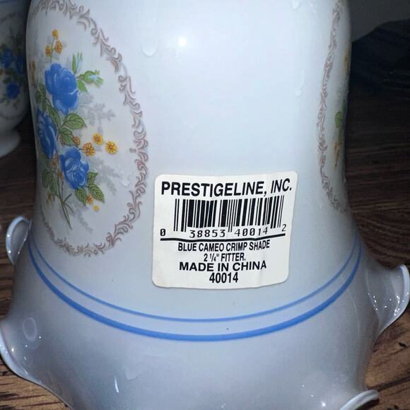 NOS Prestigeline Blue Cameo Crimp Shade 2 1/4” Fitter #40014 Original Mfg Tags - Picture 3 of 10